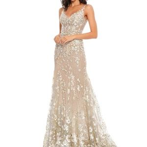 NWT Mac Duggal 67492 Floral Embroidered Corset Bodice Gown Size 0